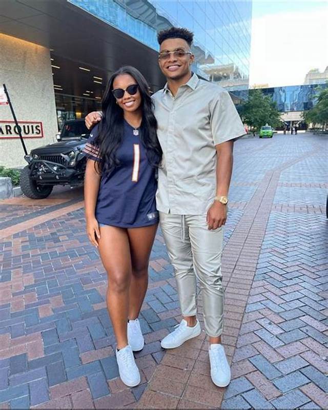 Is Justin Fields Married to Wife? or Dating a Girlfriend? Kids.