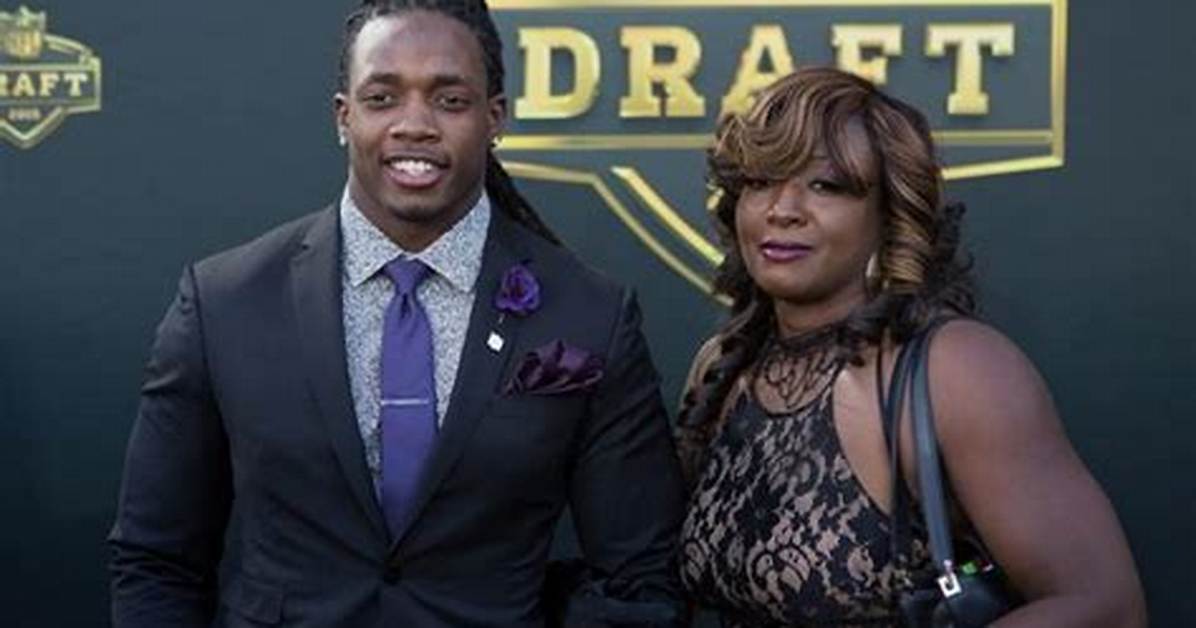 Is Keisha and Melvin Gordon Iii Still Dating? His Parents, Family, Salary, Jersey