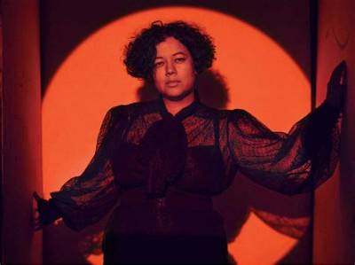 Is Mahalia Barnes Pregnant? Everything to Know About the Australian Singer