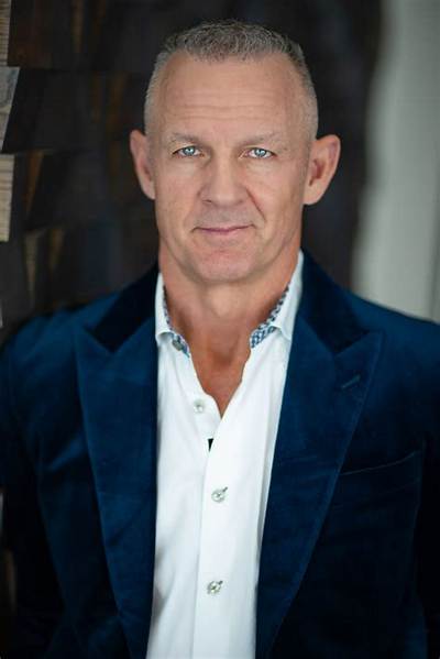 Is Merril Hoge Married? Uncovering the Personal Life of the Former Nfl Star