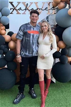 Is Patrick Mahomes Wife Pregnant Again? Who Is Patrick Mahomes?