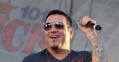 Is Steve Harwell Jewish or Christian: Where Is Smash Mouth Singer from? - News