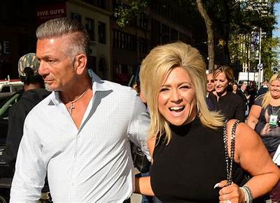 Is Theresa Caputo Married? Details on the 'Raising Spirits' Star's Relationship with Larry Caputo