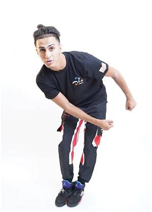Izzy Tube Height, Weight, Net Worth, Age, Birthday, Wikipedia, Who, Instagram, Biography