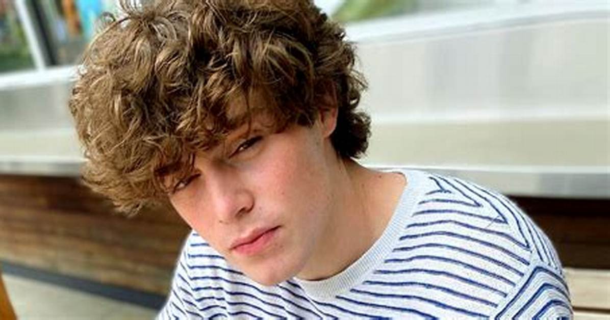 Jack Champion Siblings: Does He Have a Sister? Family and Ethnicity