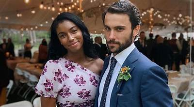 Jack Falahee: Girlfriend, Net Worth, Tattoos, Smoking & Body Facts