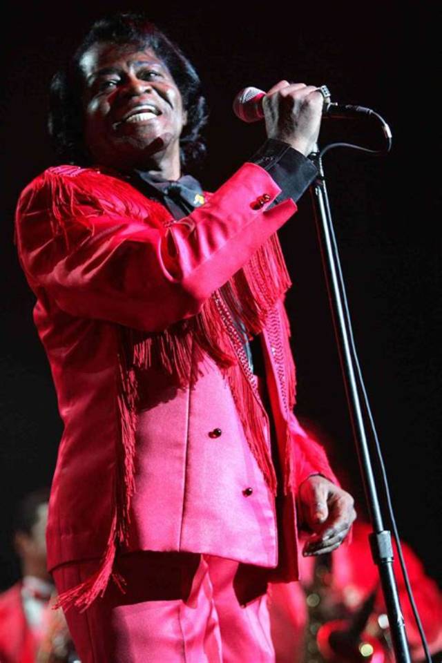 James Brown’s Dad Says Powerful Words of Prayers for Him After Receiving Iphone 13 from Him