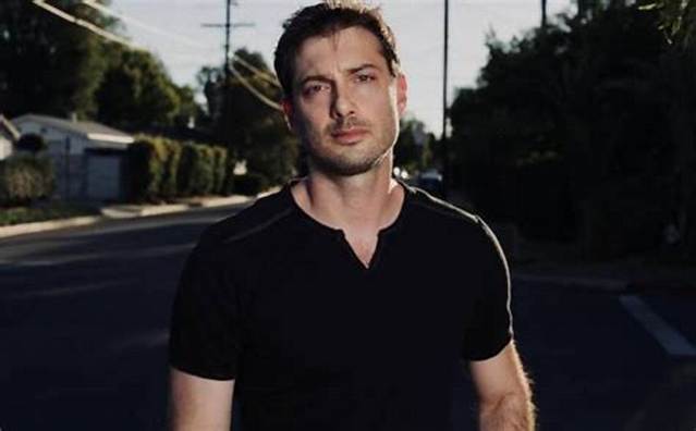 James Safechuck Height, Weight, Net Worth, Age, Birthday, Wikipedia, Who, Nationality, Biography