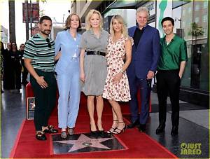 Jean Smart’s Sons Conner and Forrest Help Honor Her with a Star on Hollywood Walk of Fame | Christopher Mcdonald, Conner Gilliland, Forrest Gilliland, Hannah Einbinder, Jean Smart, Joe Mantegna, Johnny Sibilly, Kaitlin Olson, Paul W. Downs | Just Jared: Celebrity News and Gossip