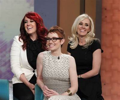 Jenny Mccarthy Niece Olivia and Sister Lynette Mccarthy