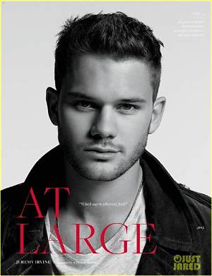 Jeremy Irvine Celebrity News and Gossip | Entertainment, Photos and Videos | Just Jared: Celebrity News and Gossip