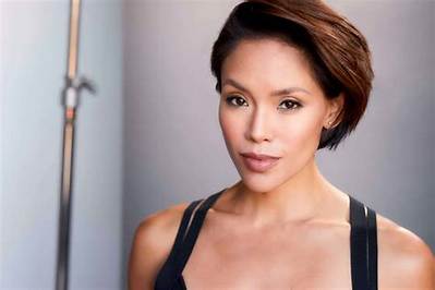 Jessalyn Wanlim Husband: Is Workin Moms Actress Married to Brett Howell? Relationship Timeline