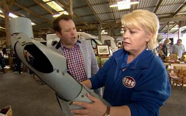 Jessica Forrester Auctioneer, Thomas Forrester Wife on Bargain Hunt