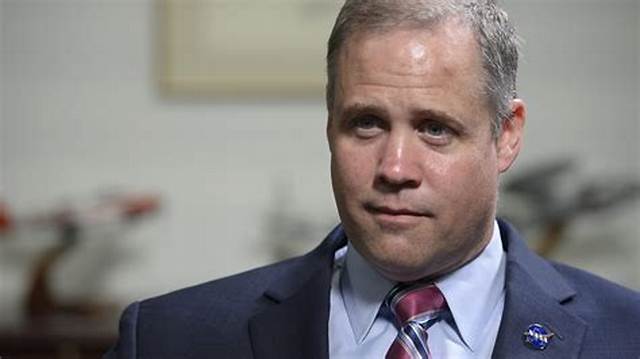 Jim Bridenstine Bio, Age, Net Worth, Education, Nasa Administrator, Wife, Salary