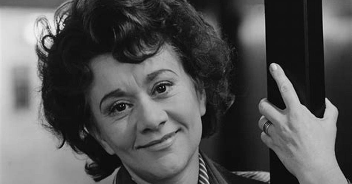 Joan Plowright Net Worth