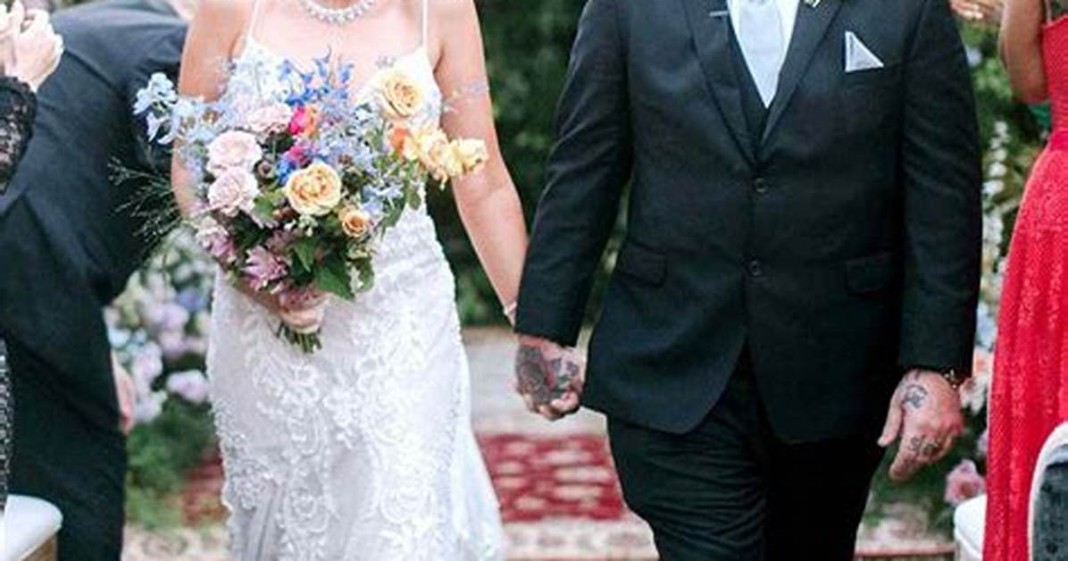 Jodie Sweetin Marries Mescal Wasilewski with ‘Fuller House’ Co-Stars in Attendance! | Jodie Sweetin, Mescal Wasilewski, Wedding | Just Jared: Celebrity News and Gossip