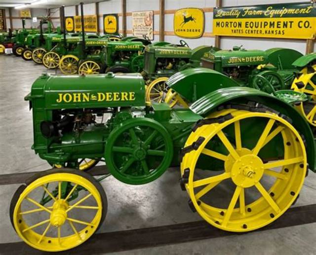 John Deere D Model Price, Specs, Review & Serial Numbers 2022