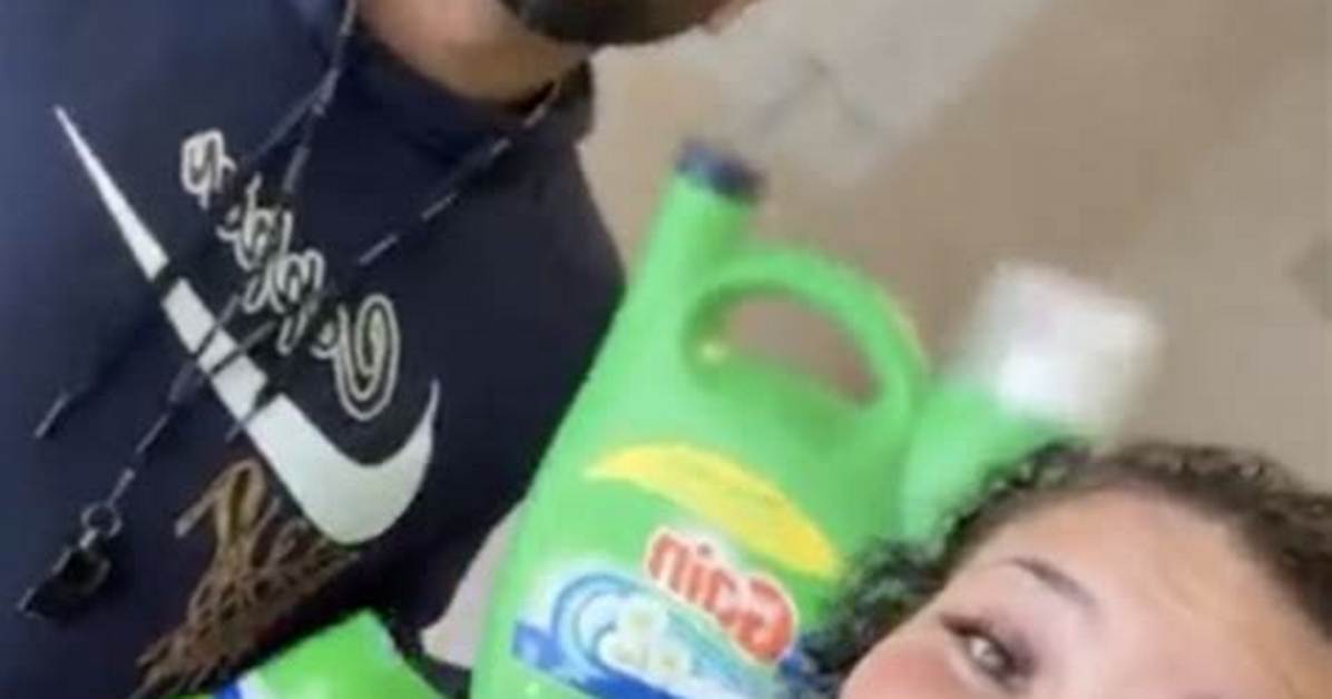Juan Dixon Spotted with Girlfriend Breanna Gross in Laundromat