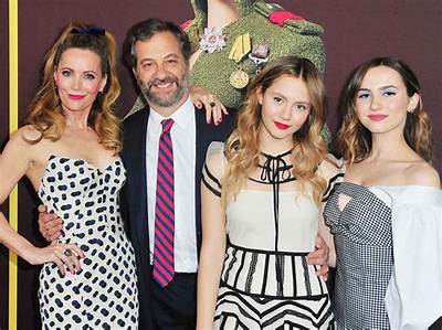 Judd Apatow Bio, Age, Wife, Daughters, Leslie Mann, Net Worth, Family