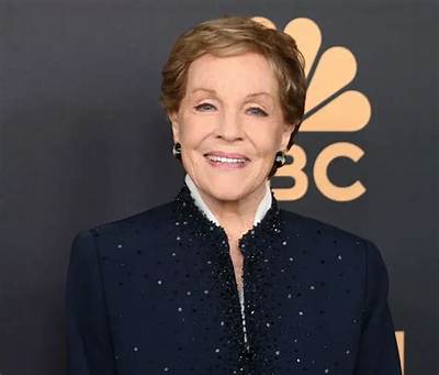 Julie Andrews Height, Weight, Net Worth, Age, Birthday, Wikipedia, Who, Nationality, Biography