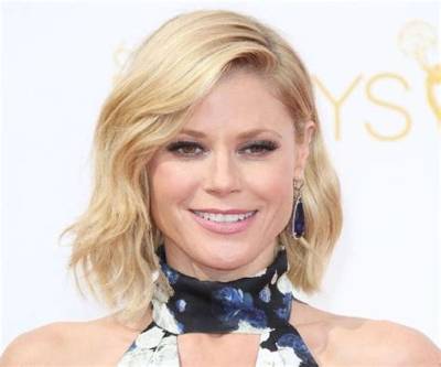 Julie Bowen Biography: Everything to Know About Julie Bowen