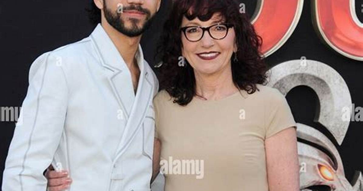 Justice Smith – Bio, Who Are His Parents, Is He Related to Will Smith?