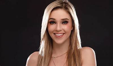 Kali Roses Height, Weight, Net Worth, Age, Birthday, Wikipedia, Who, Nationality, Biography