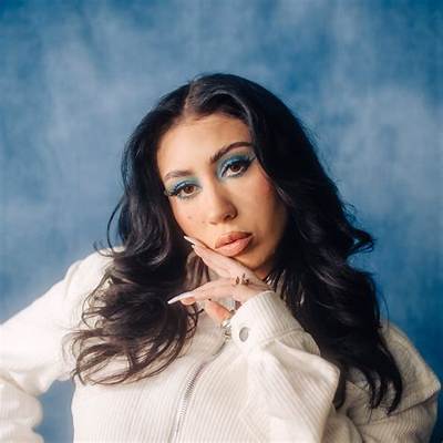 Kali Uchis Real Name, Ethnicity, Nationality, Height, Parents