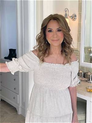 Kathie Lee Gifford- Any Cosmetic Enhancements? Unveiling Kathie Lee Gifford's Life Story, Relationship, and Wealth - Sarkariresult