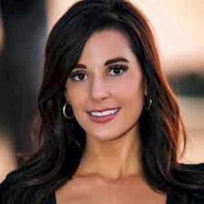 Kcra Melanie Hunter Age, Height: How Tall? How Old? Salary, Married, Net Worth
