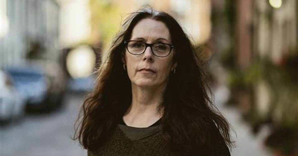 Laurie Halse Anderson Bio, Wiki, Age, Husband, Speak, Writer, and Net Worth