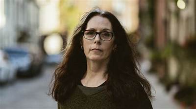 Laurie Halse Anderson Bio, Wiki, Age, Husband, Speak, Writer, and Net Worth