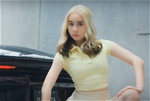 Lil Tay Is a ‘Sucker 4 Green,' Explains Absence in Livestream