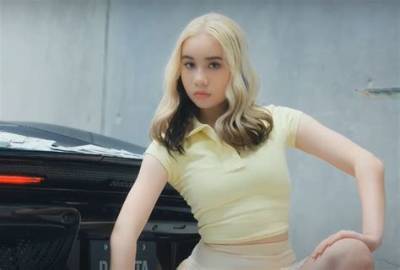 Lil Tay Is a ‘Sucker 4 Green,' Explains Absence in Livestream