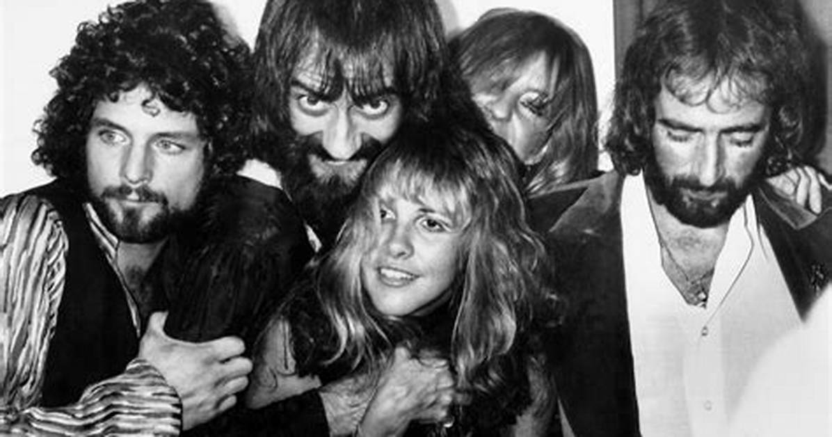 Lindsey Buckingham's Ex Described Fleetwood Mac's Grueling Tour Schedule: 'Cocaine Kept Them Going'