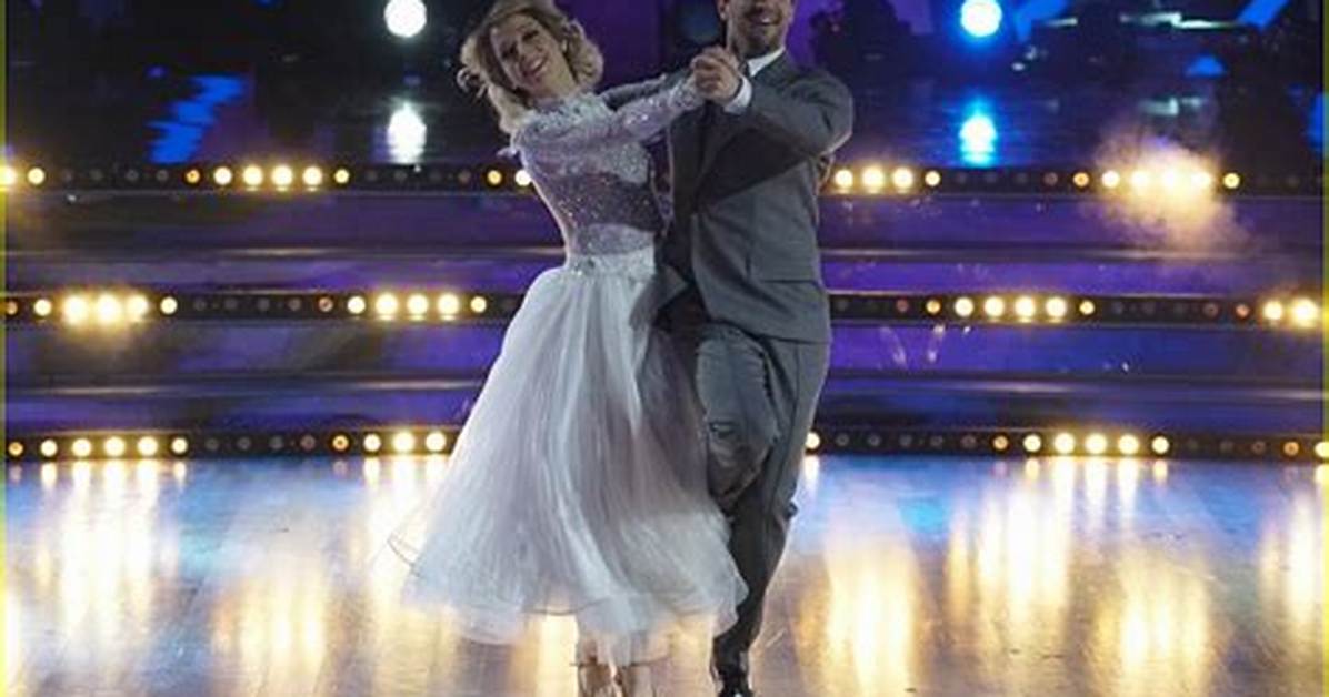 Lindsey Stirling Reveals Split from Boyfriend Ryan Weed During Emotional ‘Dwts’ Episode