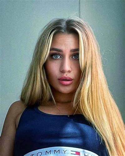 Lola Mason Height, Weight, Net Worth, Age, Birthday, Wikipedia, Who, Instagram, Biography
