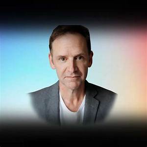 Malcolm Gets Bio, Wiki, Age, Height, Family, Husband, Kids, Actor, Songs, and Net Worth.
