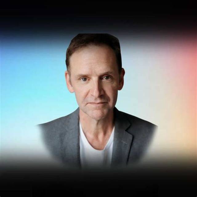 Malcolm Gets Bio, Wiki, Age, Height, Family, Husband, Kids, Actor, Songs, and Net Worth.