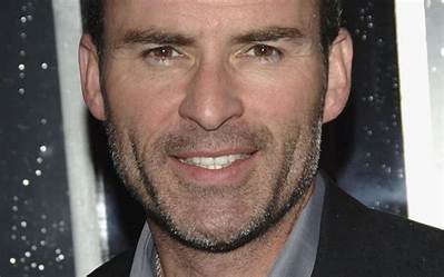 Mark Derwin Net Worth