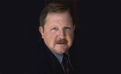 Mark Holton Net Worth