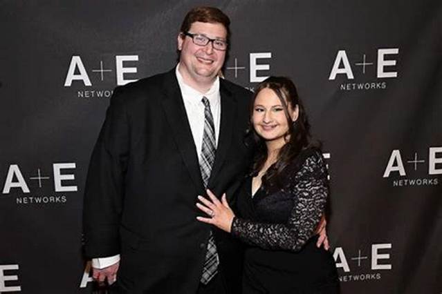 Meet Dasha Nekrasova Boyfriend Paul Jonathan? Everything to Know About Her Parents