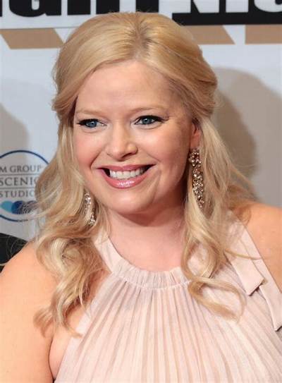 Melissa Peterman Age, Height and Weight, Movies and Tv Shows, Singing