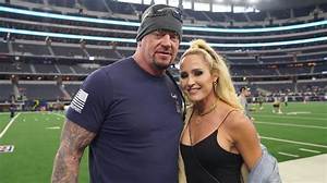 Michelle Mccool in Playboy? , Missy Hyatt, & More