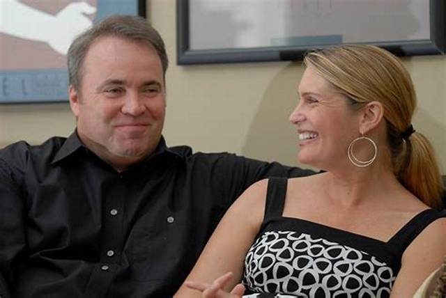 Mike Mccarthy Wife; Check out His Wife