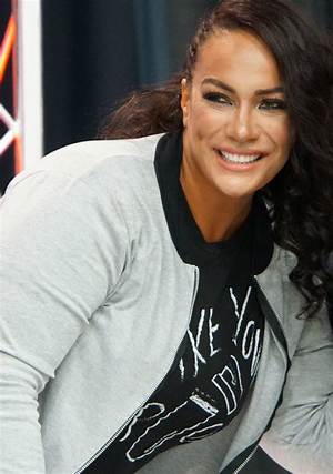 Nia Jax (Savelina Fanene) Biography, Husband or Boyfriend, Height (Height and Weight)