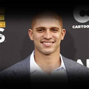 Nick Uhas Height, Weight, Net Worth, Age, Birthday, Wikipedia, Who, Nationality, Biography