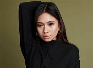 Niki Zefanya (Nicole) Height, How Tall (Singer) Age, Weight, Boyfriend, Ethnicity