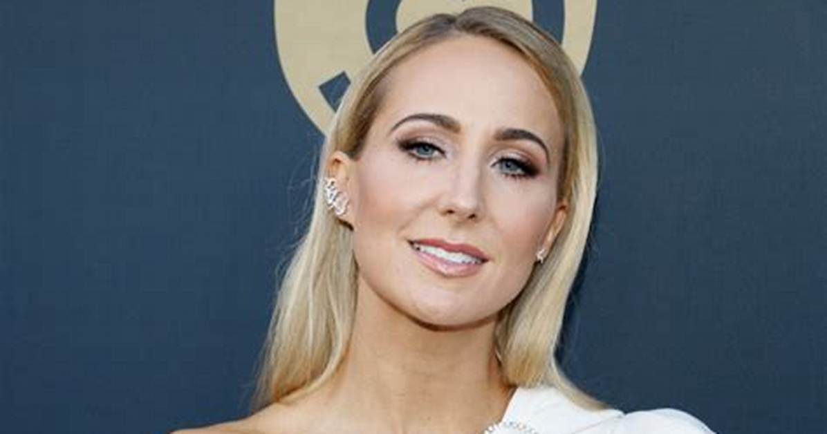 Nikki Glaser Eating Disorder and Getting over Bulimia and Anorexia at Age 35