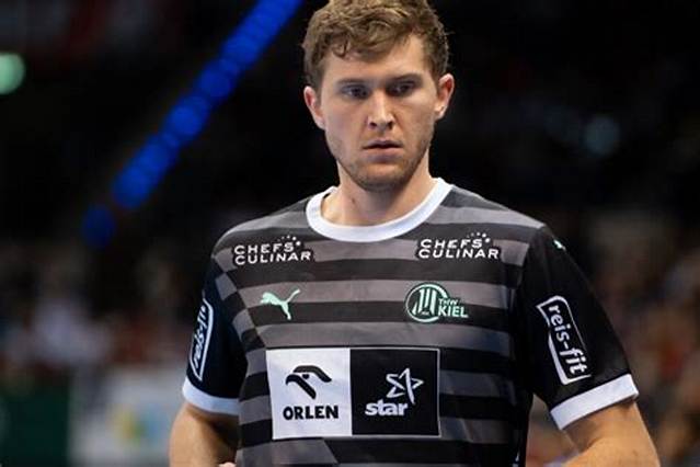 Niklas Stolze Height, Weight, Net Worth, Age, Birthday, Wikipedia, Who, Nationality, Biography